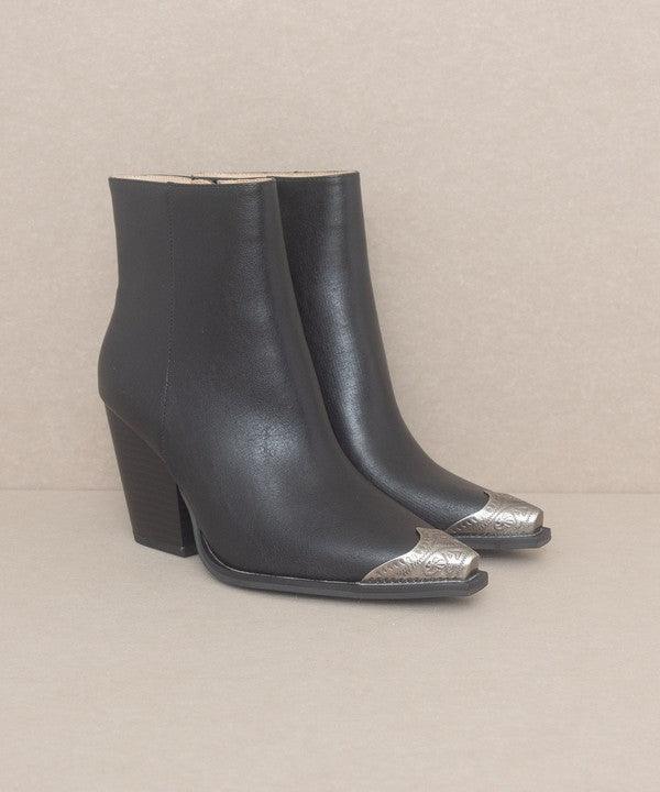 OASIS SOCIETY Zion - Bootie with Etched Metal Toe - 