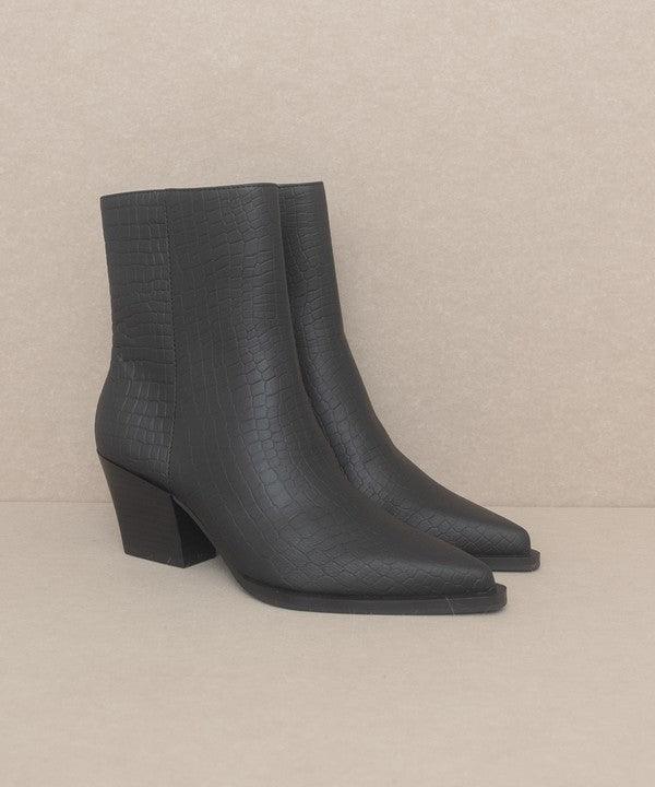 OASIS SOCIETY Miley - Alligator Print Booties - Boots