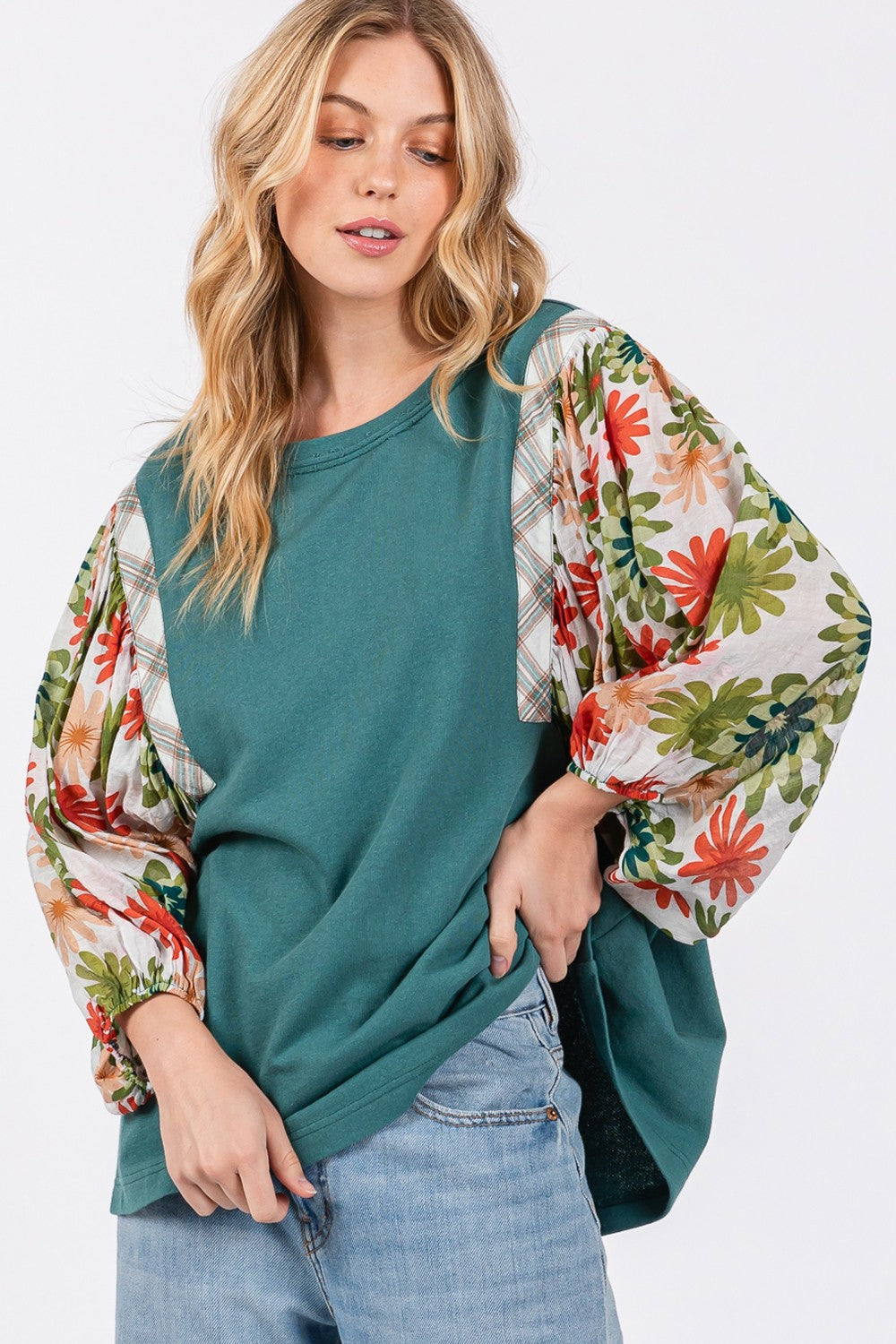 SAGE + FIG Full Size Floral Balloon Sleeve Contrast Top