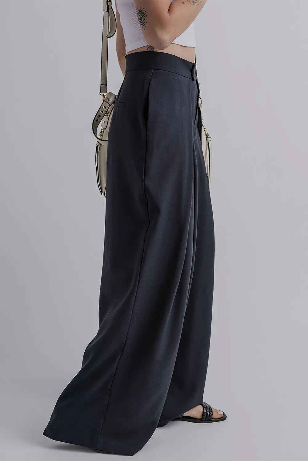 Wide Leg Pleated Pants with Pockets