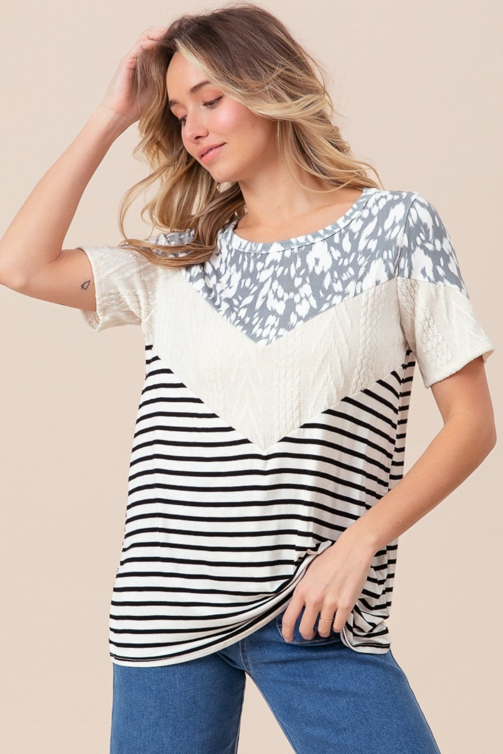 BiBi Printed Color Block Short Sleeve Top