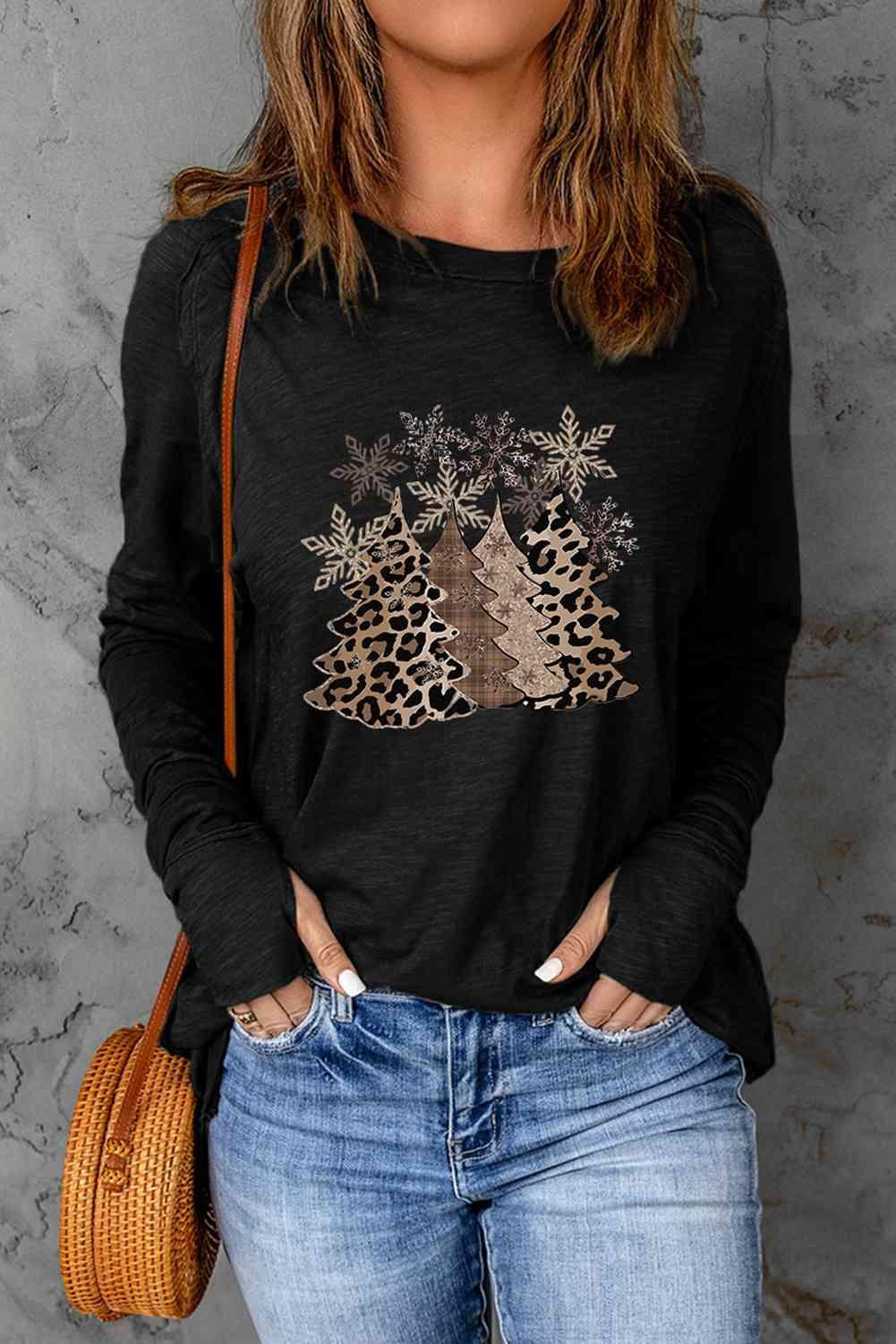 Christmas Tree Graphic Long Sleeve T-Shirt - T-Shirt