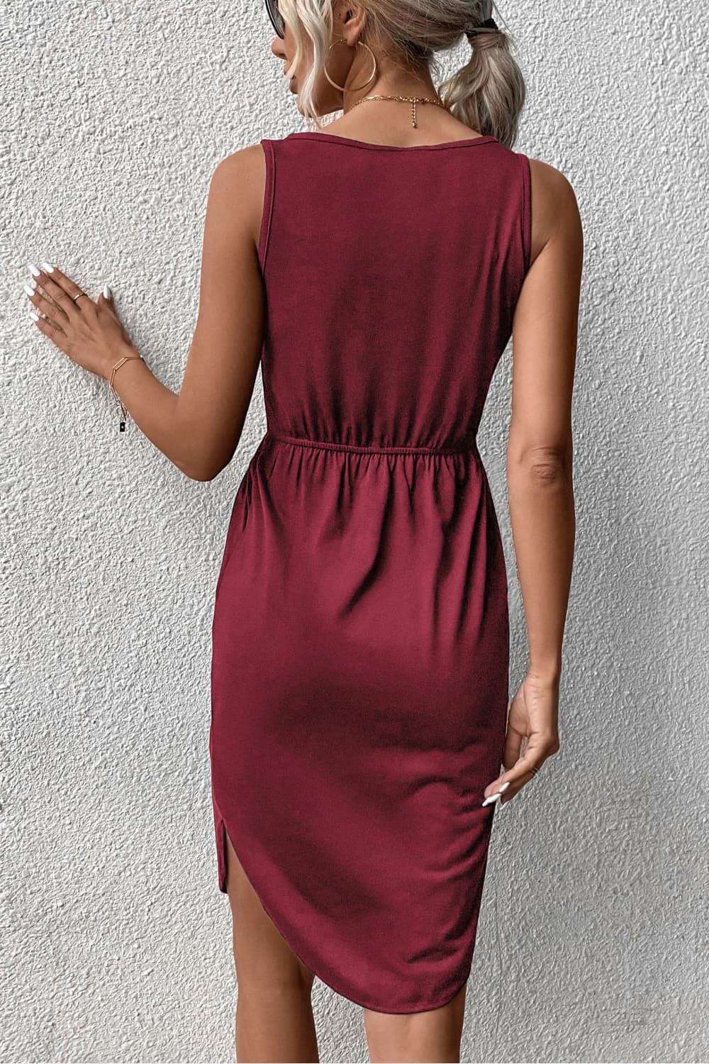 V-Neck Curved Hem Sleeveless Knee length Dress - Dresses