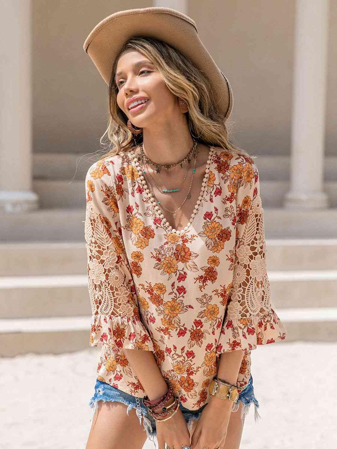 Floral V-Neck Spliced Lace Blouse - Blouse