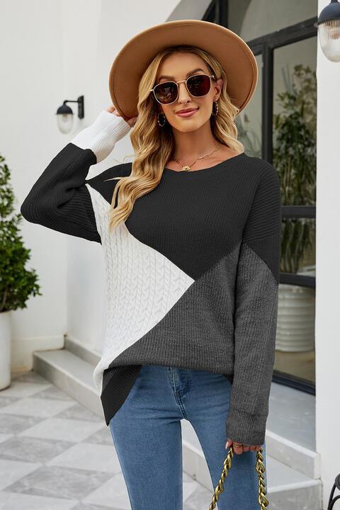 Color Block Round Neck Sweater - Sweater