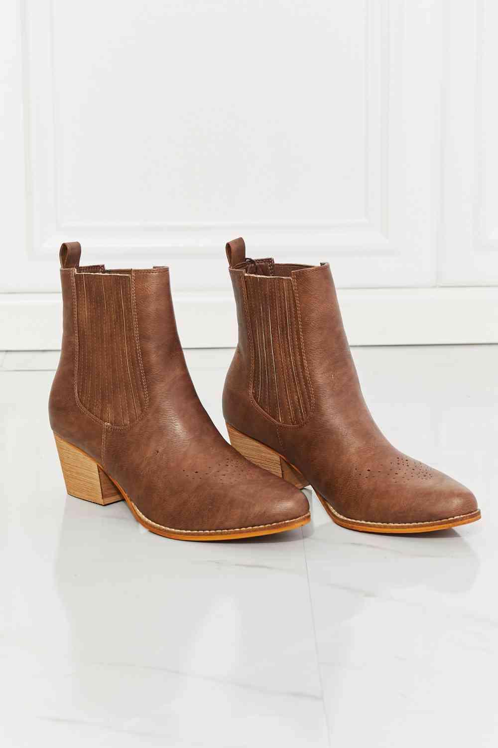 MMShoes Love the Journey Stacked Heel Chelsea Boot in Chestnut - Boots