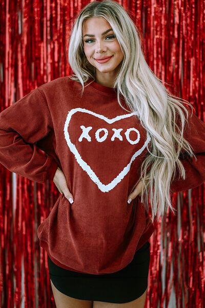 Heart XOXO Graphic Round Neck Sweatshirt - Sweatshirt