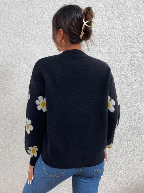 Flower Round Neck Latern Sleeve Sweater - Sweater