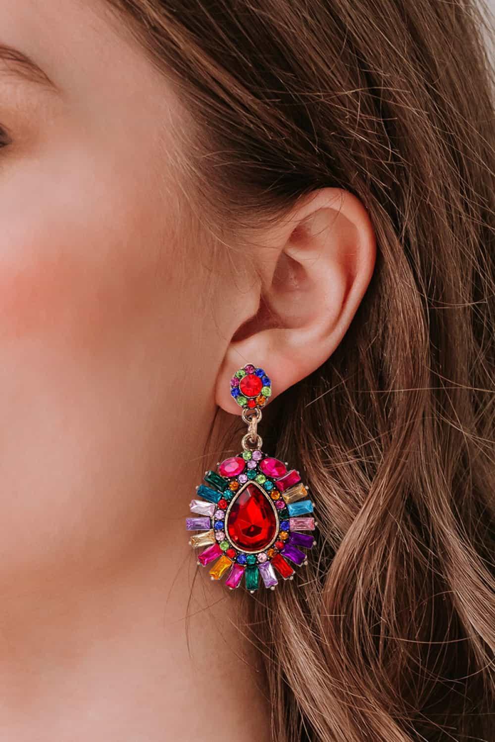 Teardrop Shape Glass Stone Dangle Earrings - Earring